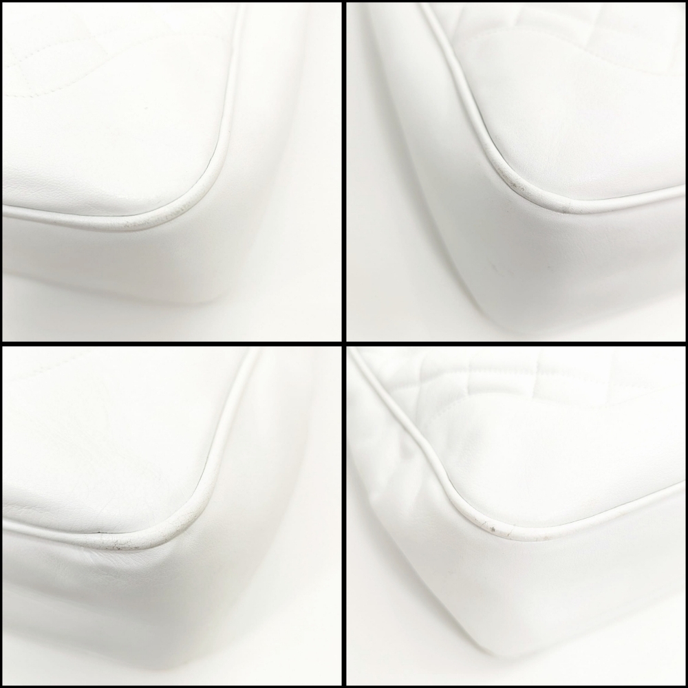 ✨️💎Authentic Chanel White Qualited Lambskin Hobo Bag - Picture 13 of 16